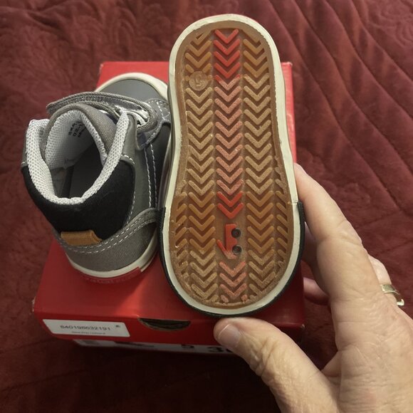 NWB New See Kai Run Dane Hi Top Grey leather sneakers, Little kids Sz 5 Gray - Picture 5 of 15